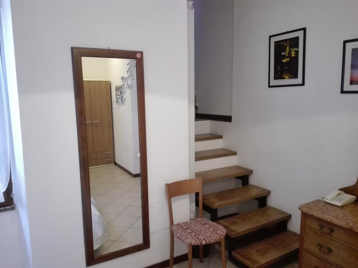 Albergo Giardino Toscolano Maderno Exterior foto